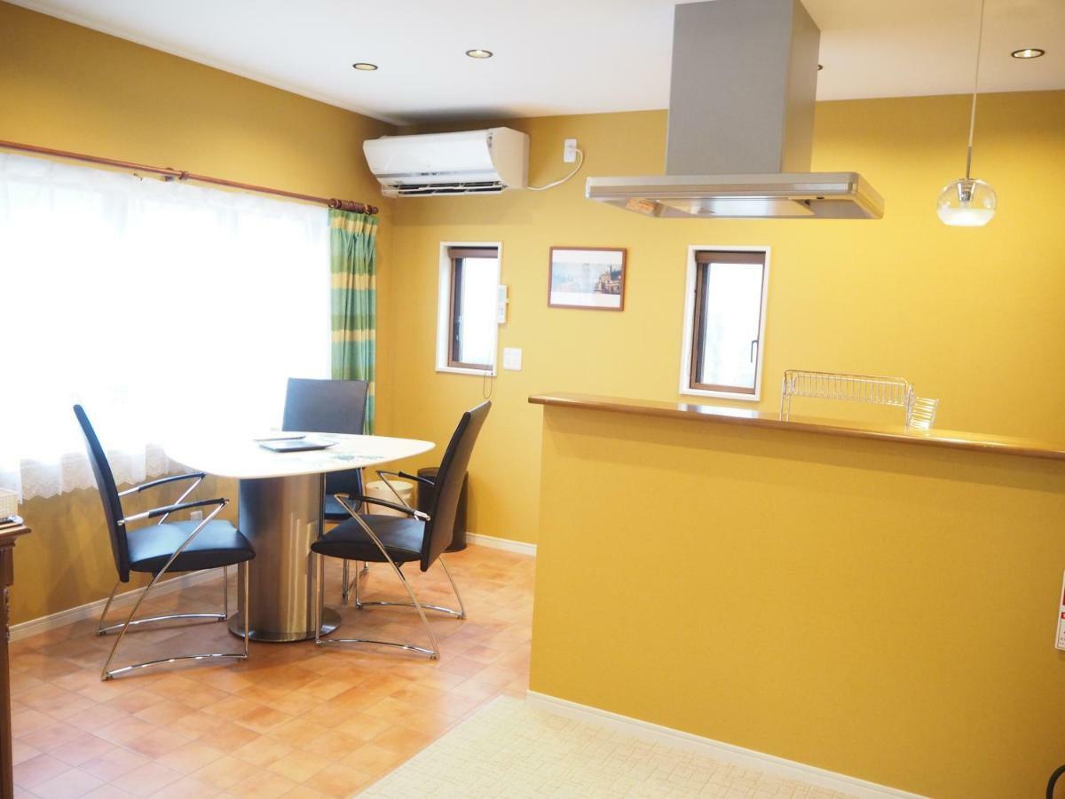 Guest House Bostons Niigata Exterior photo